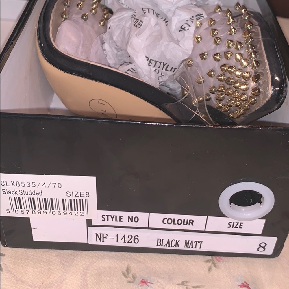 High Heel Shoe
